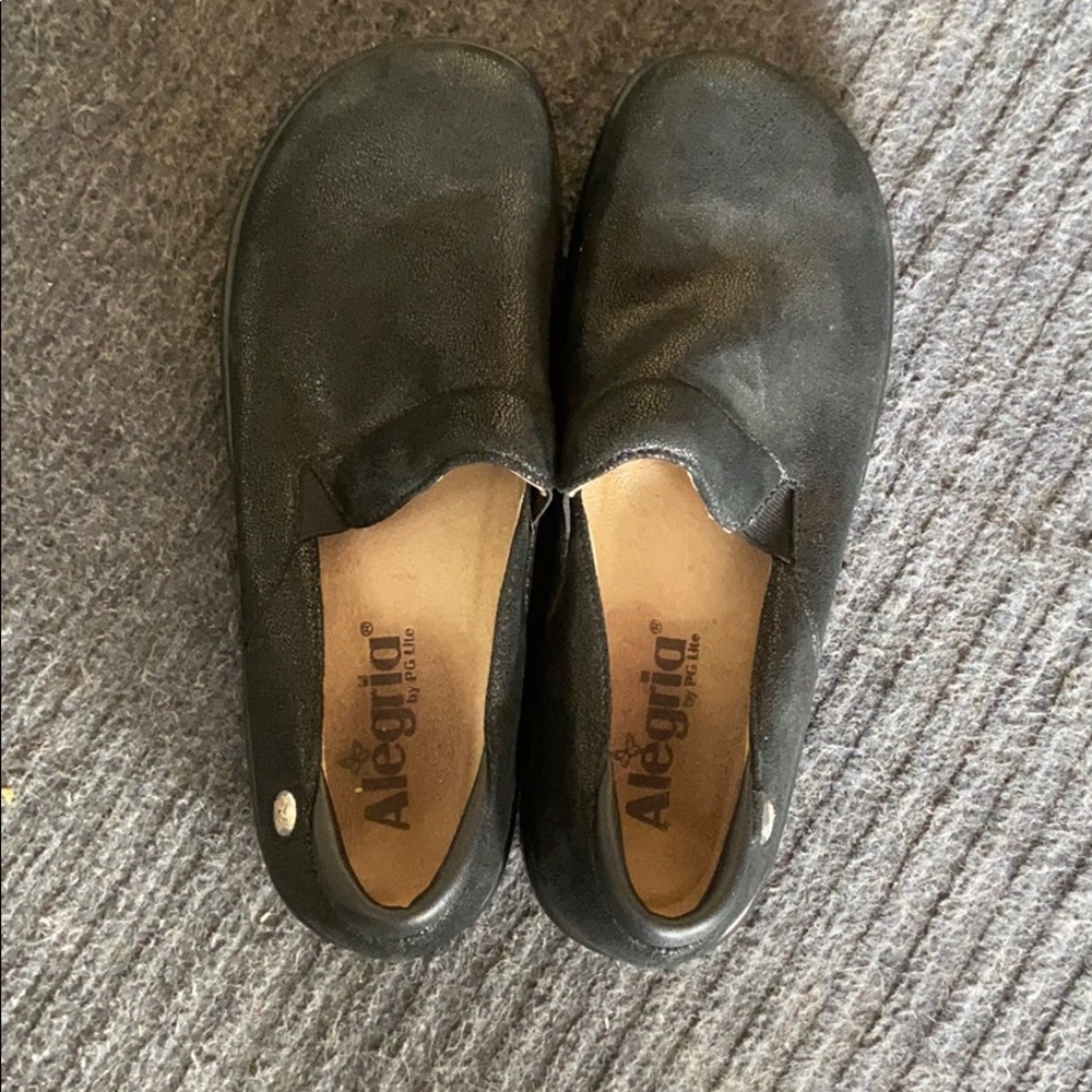 Algeria nursing shoes